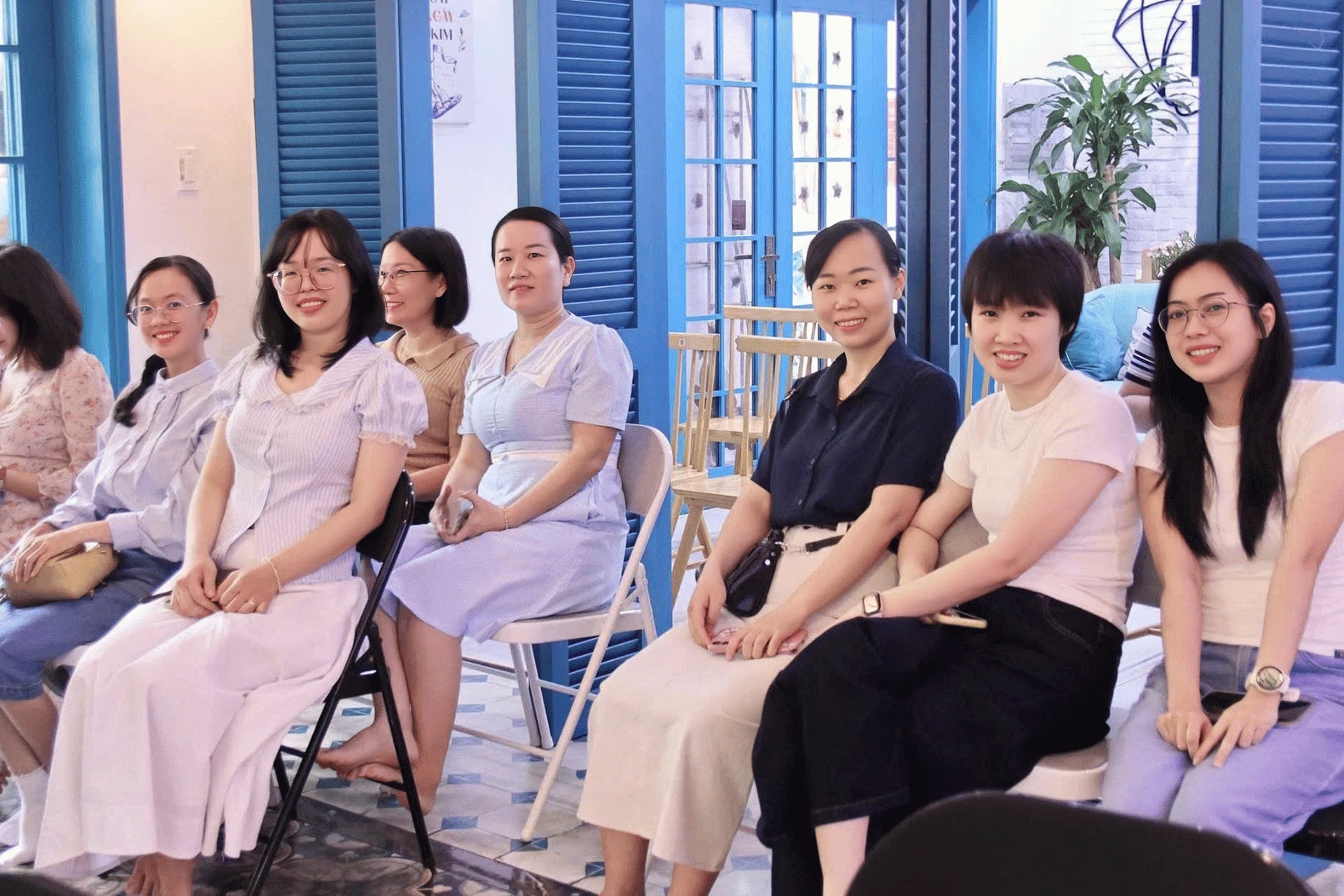 NÀNG TỎA SẮC, KHOẢNH KHẮC THÀNH HOA – ảnh 2