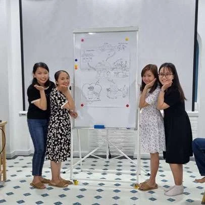 CÙNG NHAU ĐỘNG NÃO