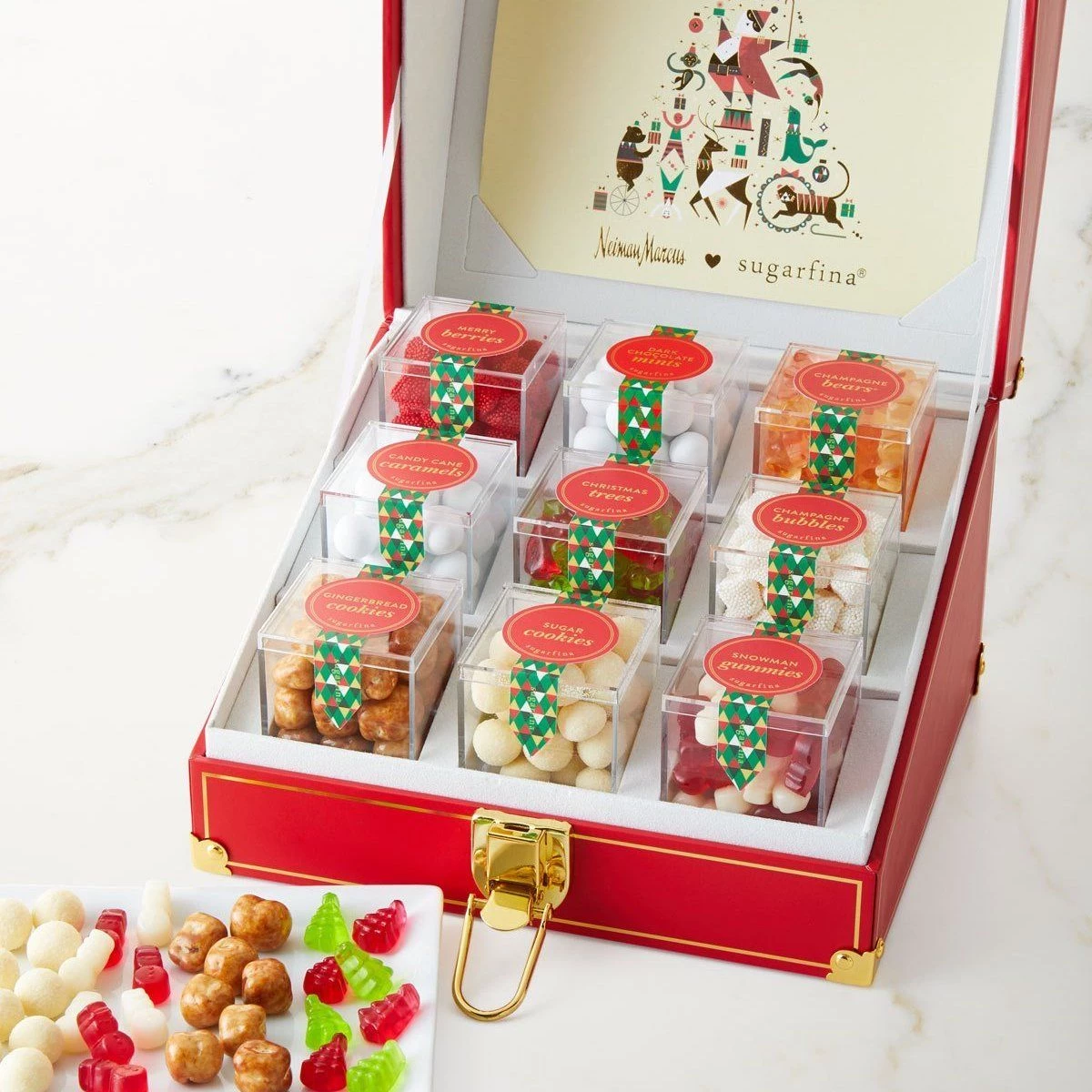 Các hộp đựng bánh mứt, bánh kẹo